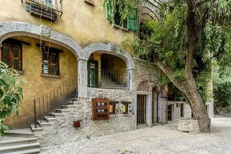 Cipressi Spectacular Italian Tuscan Style Loft Santeagueda 0*,